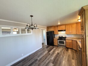 6540 King Valley Rd in Salt Lake City, UT - Building Photo - Building Photo