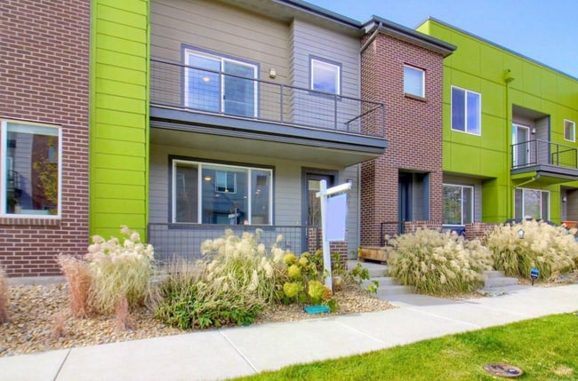 2061 W 67th Pl in Denver, CO - Building Photo - Building Photo