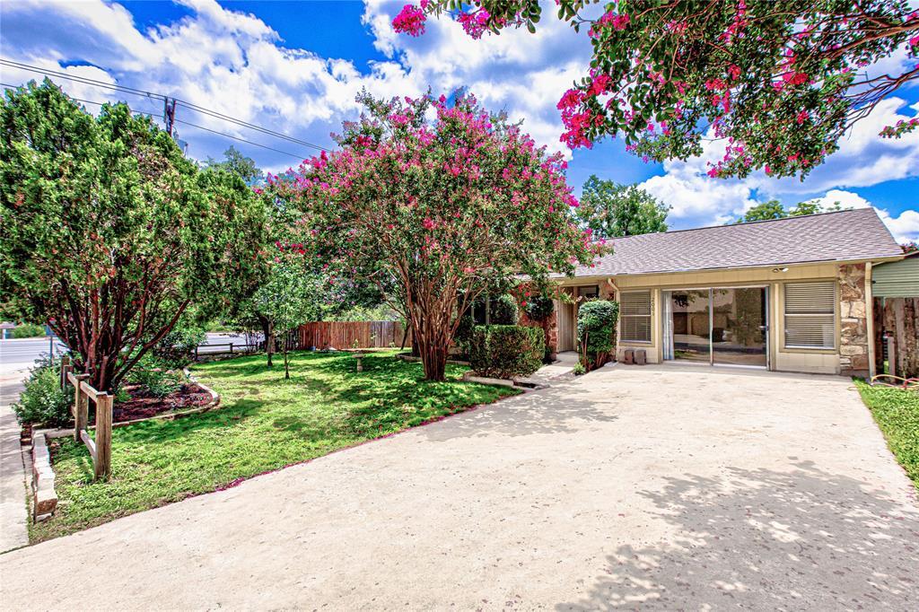 2001 Lear Ln in Austin, TX - Building Photo