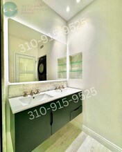 1540 Brockton Ave in Los Angeles, CA - Building Photo - Building Photo