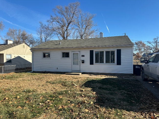 property at 3127 S 40th St