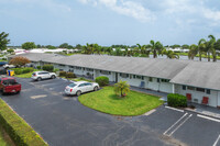 Palm Beach Leisureville Summers Lake in Boynton Beach, FL - Building Photo - Building Photo