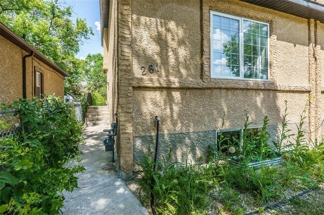 property at 261 Midwinter Ave