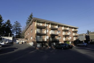 Northgate View Apartments in Seattle, WA - Building Photo - Building Photo