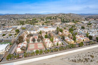 River Canyon Condominiums in Canyon Country, CA - Building Photo - Building Photo