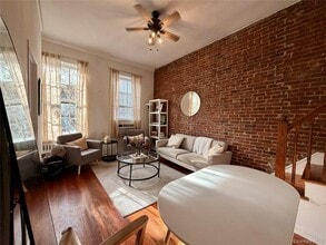 53 W 76th St in New York, NY - Building Photo - Building Photo