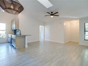 5118 SW Courtyards Way in Cape Coral, FL - Building Photo - Building Photo