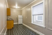 3935 W Diversey in Chicago, IL - Building Photo - Building Photo