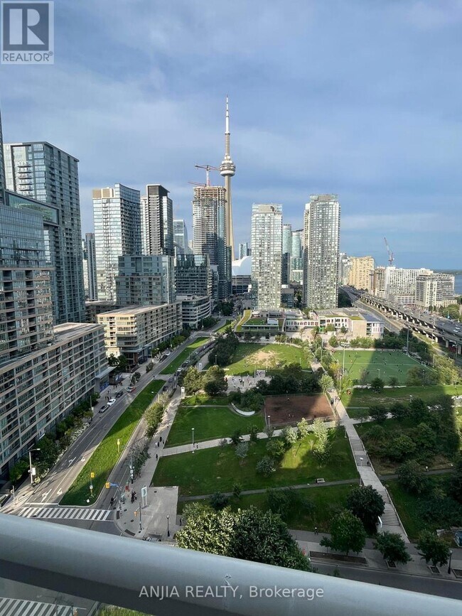 property at 85-2385 Queens Wharf Rd