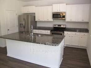 8164 E Highcroft Dr NE in Leland, NC - Building Photo - Building Photo