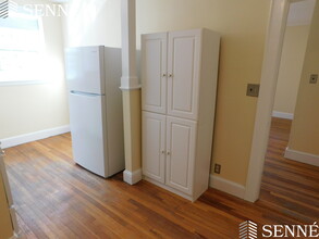 8 Ellery St, Unit 23 in Cambridge, MA - Building Photo - Building Photo