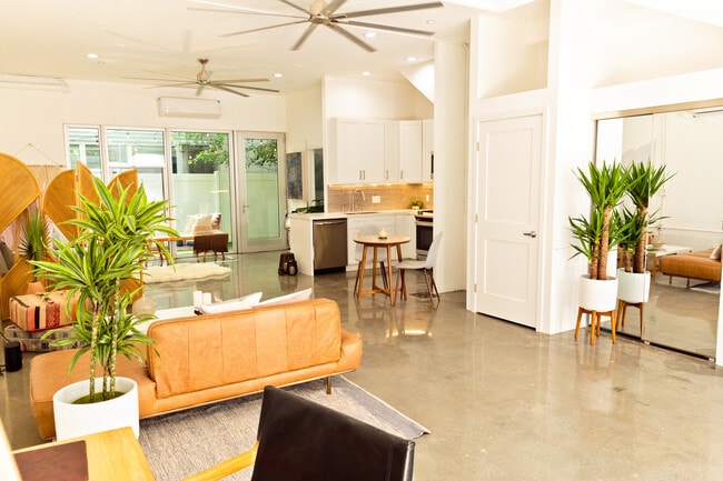 2763 Wright Ln in Los Angeles, CA - Foto de edificio - Building Photo