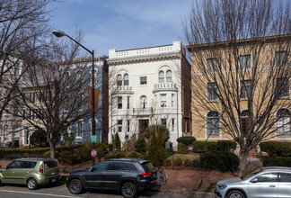 308 E Capitol St NE in Washington, DC - Building Photo - Building Photo