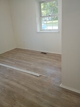 2719 Eaton Pl in Flint, MI - Building Photo - Building Photo