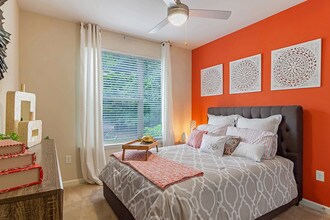 Bell Glenridge in Sandy Springs, GA - Building Photo - Building Photo