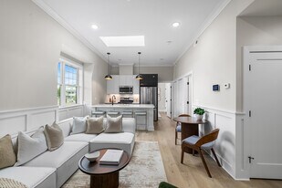 115 Thurston St in Somerville, MA - Building Photo