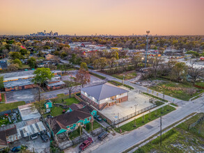 2906 Berry Rd in Houston, TX - Building Photo - Building Photo