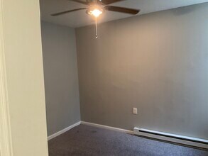 4287 Mantua Ave, Unit 2nd floor in Philadelphia, PA - Building Photo - Building Photo