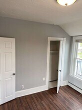 29 Slocum St, Unit 2 in Acushnet, MA - Building Photo - Building Photo