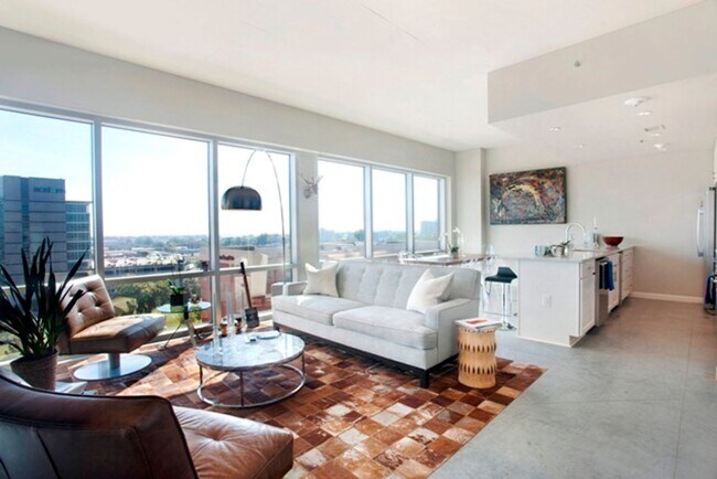 315 Rock St-Unit -River Market Tower 907 in Little Rock, AR - Building Photo - Building Photo