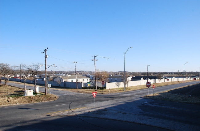 Lake Arlington Ranch in Fort Worth, TX - Building Photo - Building Photo