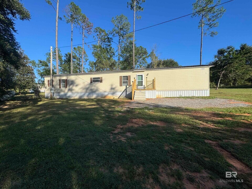 21059 Morgan Spgs Ln in Robertsdale, AL - Building Photo