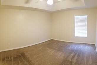 231 NE 28th Ave in Ocala, FL - Building Photo - Building Photo