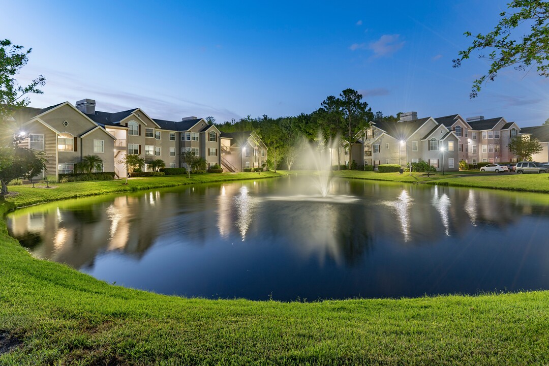 The Grand Reserve Lee Vista in Orlando, FL - Building Photo