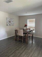 1635 Wynford Cir in Tavares, FL - Foto de edificio - Building Photo