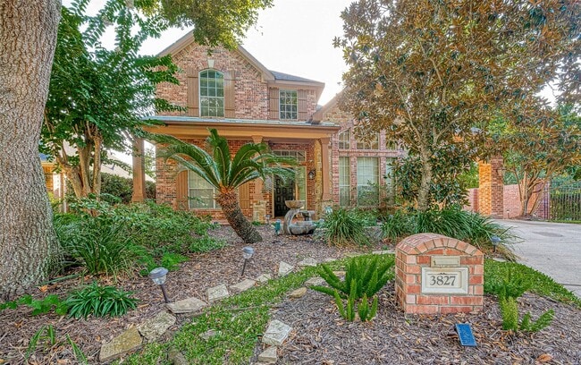 property at 3827 Garden Way