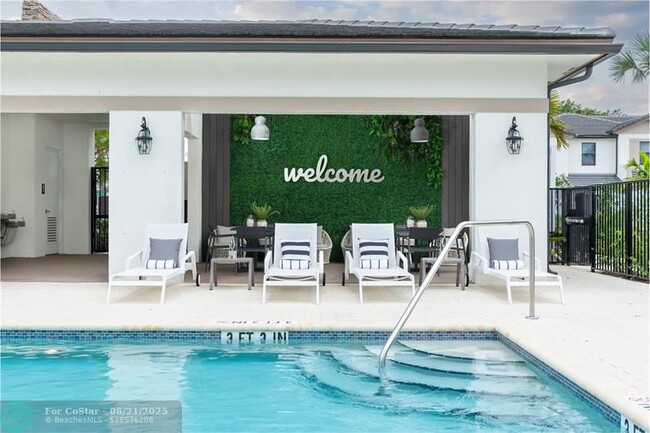 property at 710 Del Vista Rd