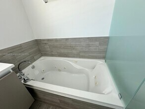 722 NE 15th Ave in Fort Lauderdale, FL - Building Photo - Building Photo