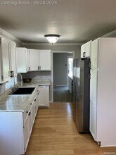 7230 Sandy Beach Dr in Waterford Township, MI - Building Photo - Building Photo