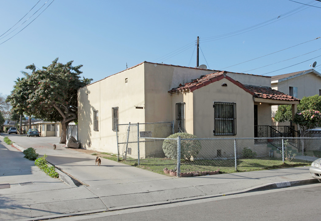 4848 Elizabeth St in Bell, CA - Building Photo