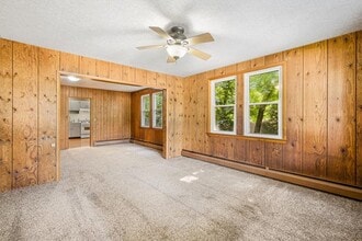 3245 Albany Post Rd in Buchanan, NY - Building Photo - Building Photo