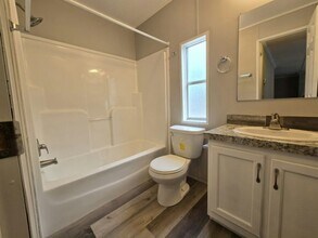 18118 US-41 in Lutz, FL - Building Photo - Building Photo