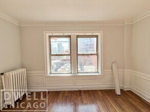 2341 N Commonwealth Ave, Unit #412 Studio in Chicago, IL - Foto de edificio - Building Photo