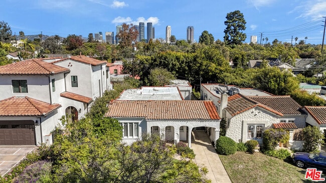 2038 Malcolm Ave in Los Angeles, CA - Building Photo - Building Photo