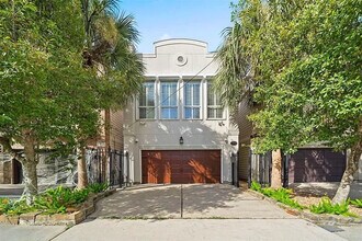 5522 Larkin St, Unit SI ID1056420P in Houston, TX - Building Photo - Building Photo