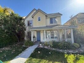 27594 Sunny Creek Dr in Santa Clarita, CA - Building Photo
