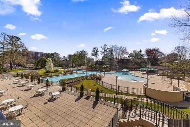 property at 205 Yoakum Pkwy