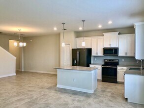 2922 Theme St in Kissimmee, FL - Building Photo - Building Photo