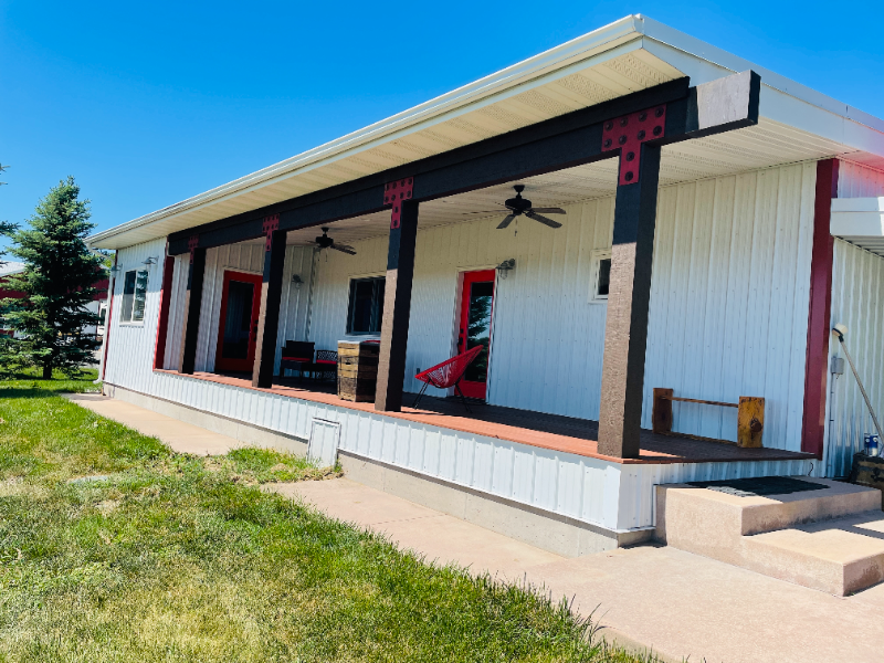 175 Main Boulder Rd in Big Timber, MT - Building Photo