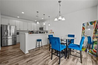 5024 Hawkins Ml Wy in Virginia Beach, VA - Building Photo - Building Photo