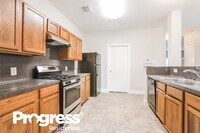 715 Remington Heights Dr photo'