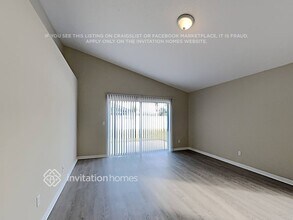 4610 Sandhurst St in Kissimmee, FL - Foto de edificio - Building Photo