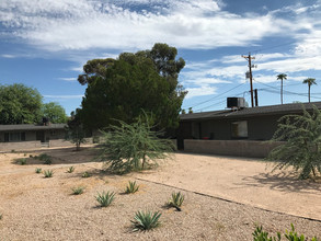 7102 E Oak St in Scottsdale, AZ - Building Photo - Other