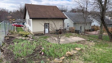 1561 Sacramento Ave in Dayton, OH - Building Photo - Building Photo