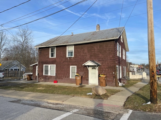 48 W Main St in Seville, OH - Building Photo - Building Photo