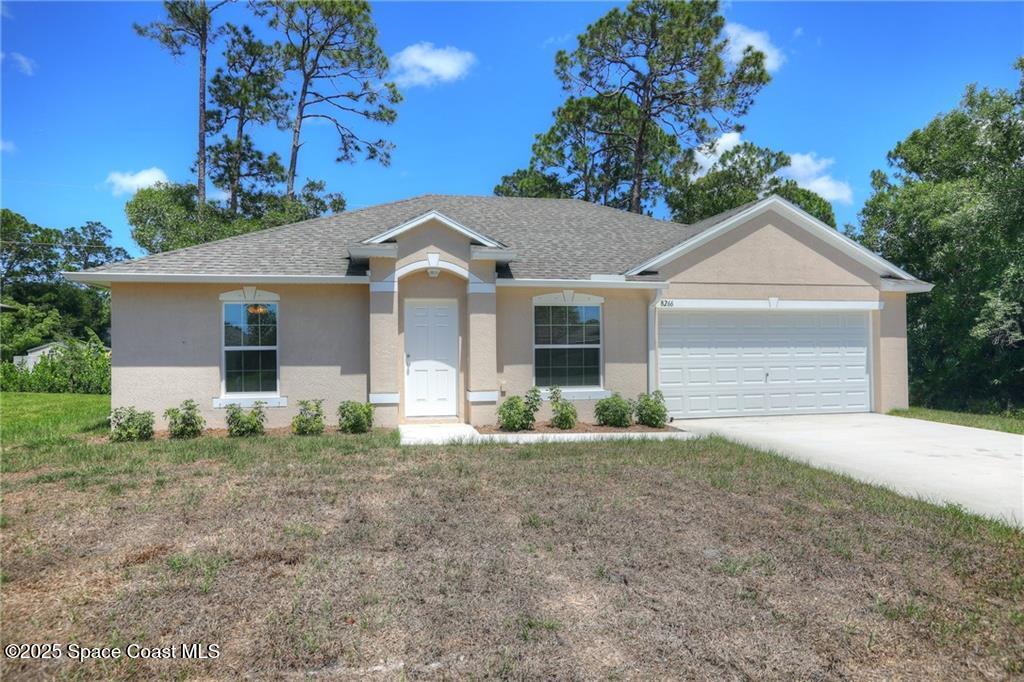 8266 104th Ave in Vero Beach, FL - Building Photo